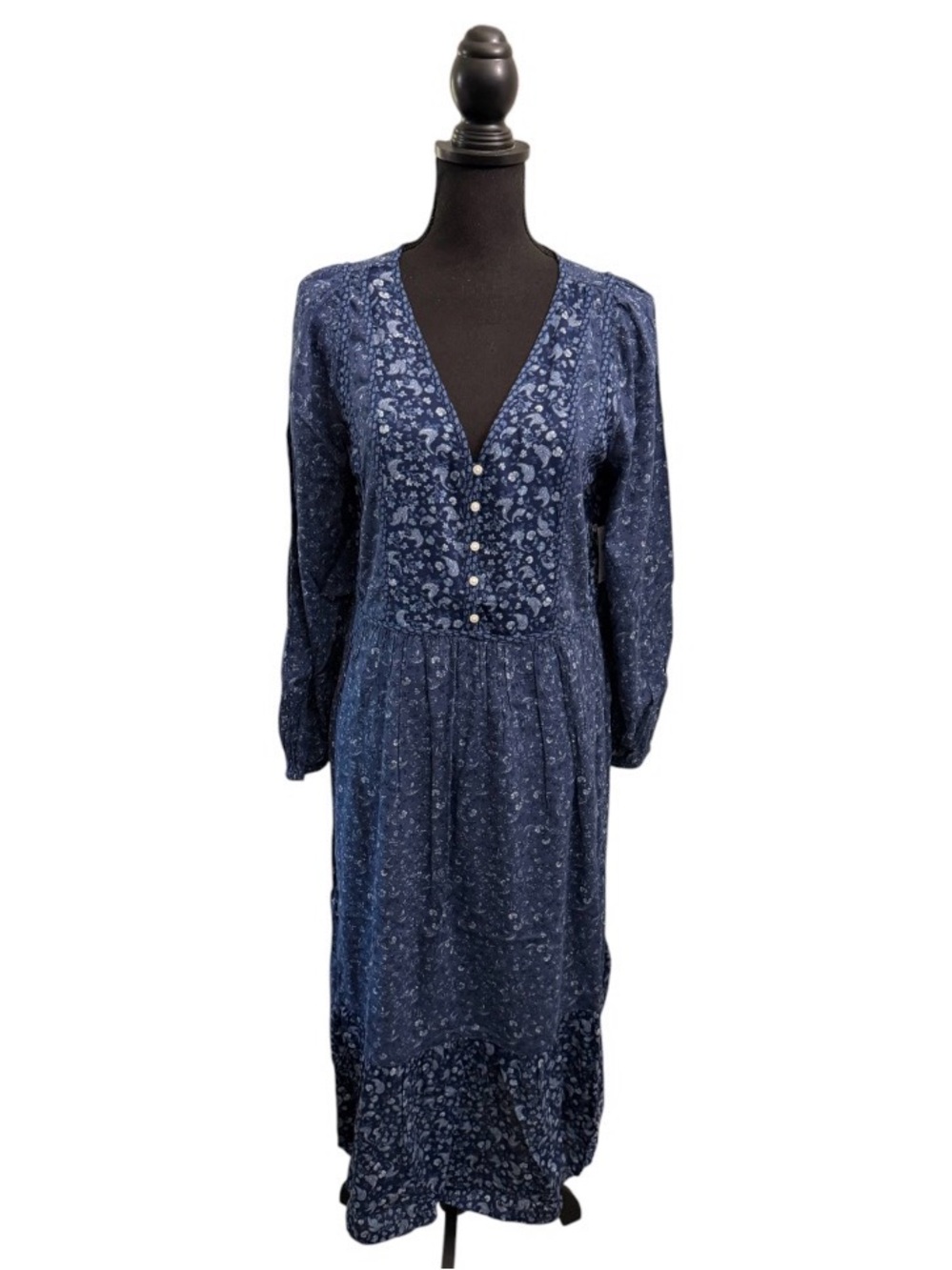 Old Navy Women's Blue Floral Sleeveless Dress Size Medium, Smocked, Midi Dress - Picture 2 of 7